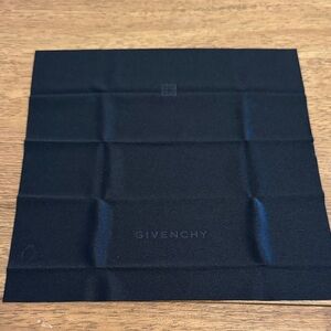 Givenchy Black Logo-Embossed sunglasses cloth new